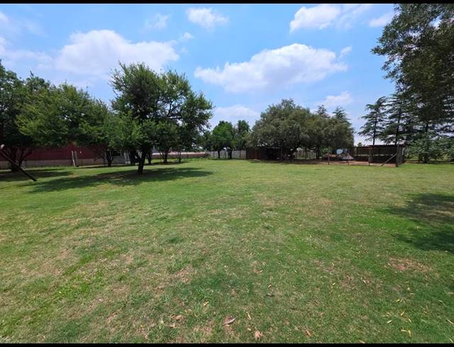 FARM FOR SALE IN NELSONIA